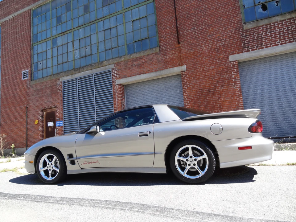 2002 Pontiac Firebird Trans Am 4th Gen - Image 18 of 31