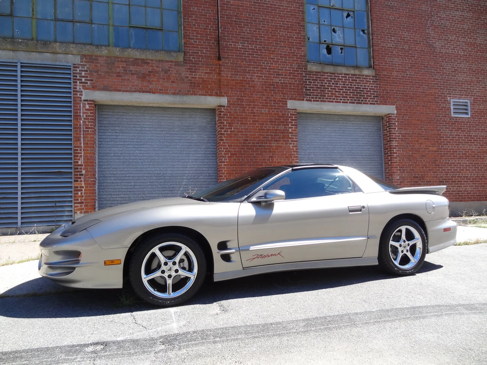 2002 Pontiac Firebird Trans Am 4th Gen - Image 15 of 31