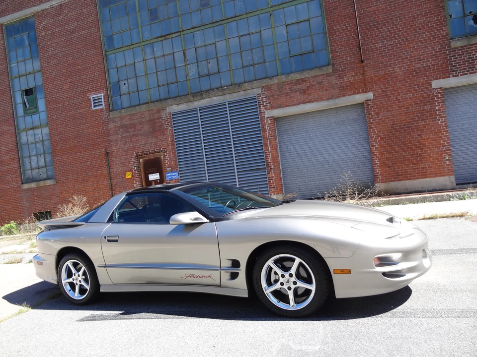 2002 Pontiac Firebird Trans Am 4th Gen - Image 27 of 31