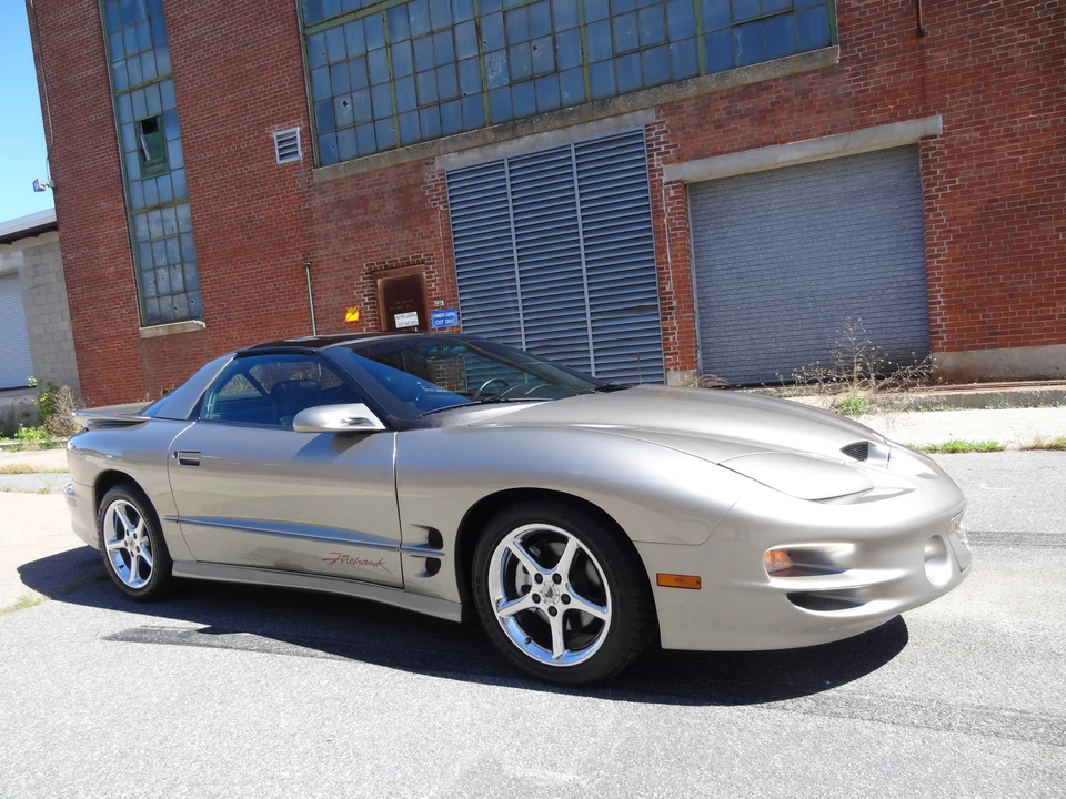 2002 Pontiac Firebird Trans Am 4th Gen - Image 2 of 31