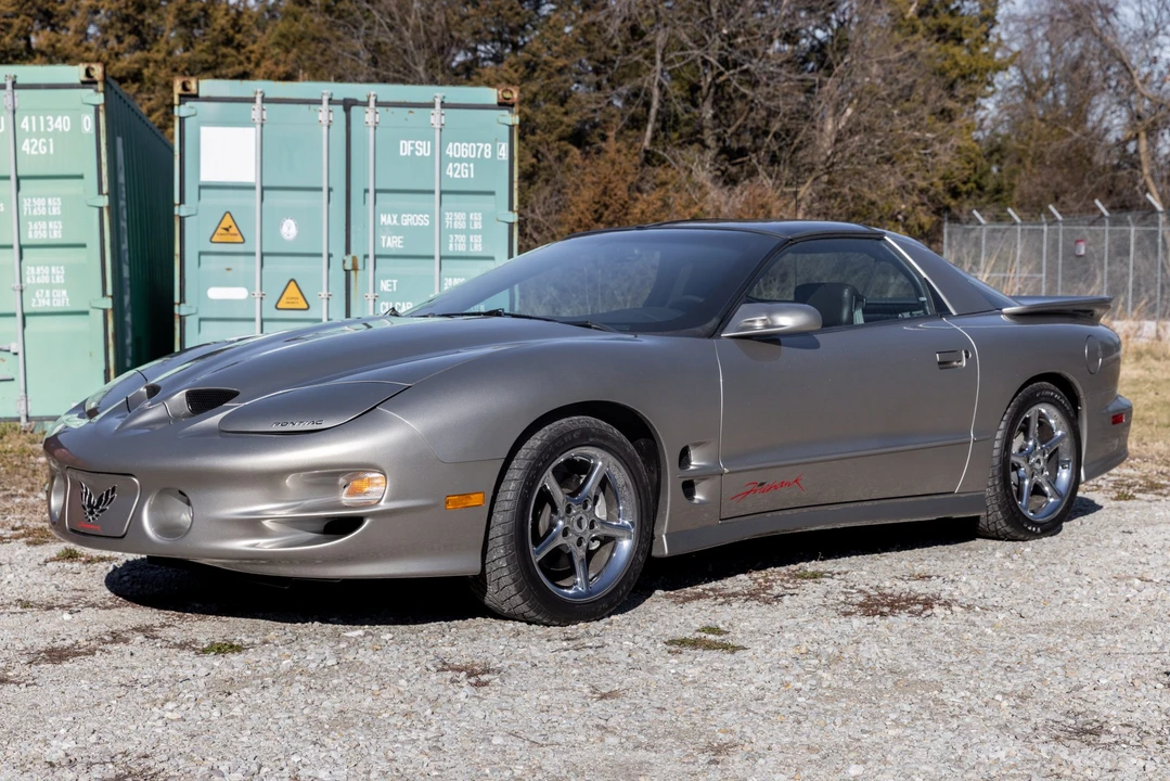 2002 Pontiac Firebird Trans Am 4th Gen - Image 2 of 31