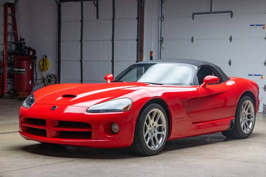2003 Dodge Viper 3rd Gen - Image 2 of 31