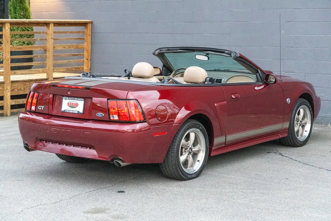 2004 Ford SN95 Mustang - Image 15 of 31