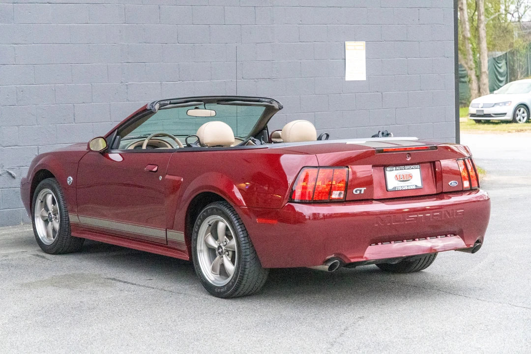 2004 Ford SN95 Mustang - Image 11 of 31