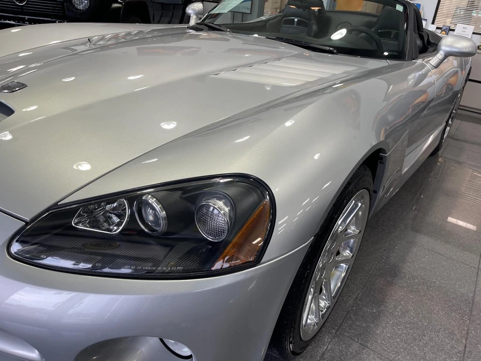 2005 Dodge Viper 3rd Gen - Image 18 of 31
