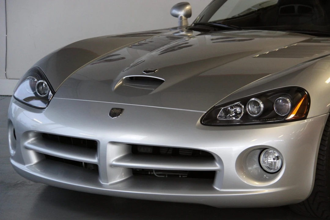 2005 Dodge Viper 3rd Gen - Image 13 of 31