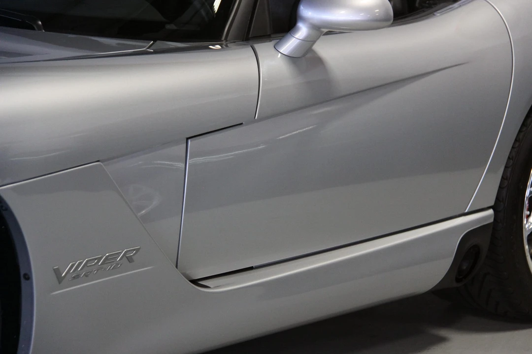 2005 Dodge Viper 3rd Gen - Image 19 of 31