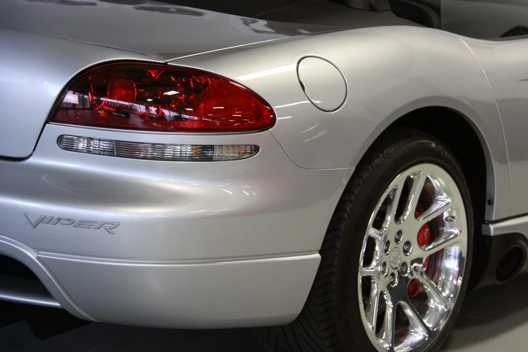 2005 Dodge Viper 3rd Gen - Image 31 of 31