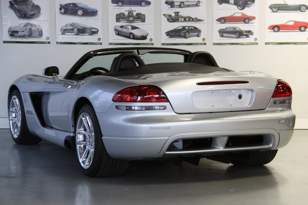 2005 Dodge Viper 3rd Gen - Image 2 of 31