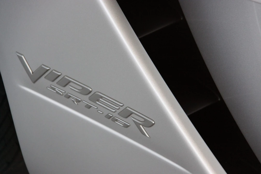 2005 Dodge Viper 3rd Gen - Image 25 of 31