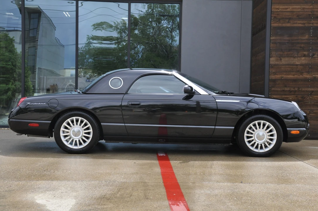 2005 Ford Thunderbird 11th Gen - Image 7 of 31