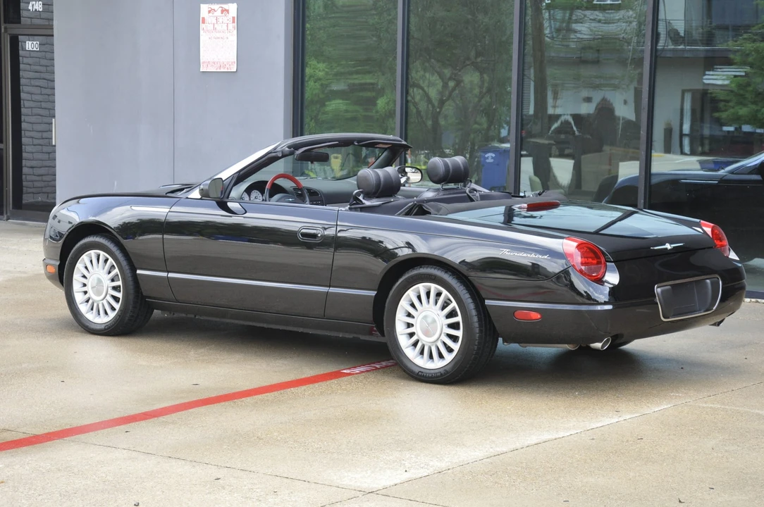 2005 Ford Thunderbird 11th Gen - Image 18 of 31