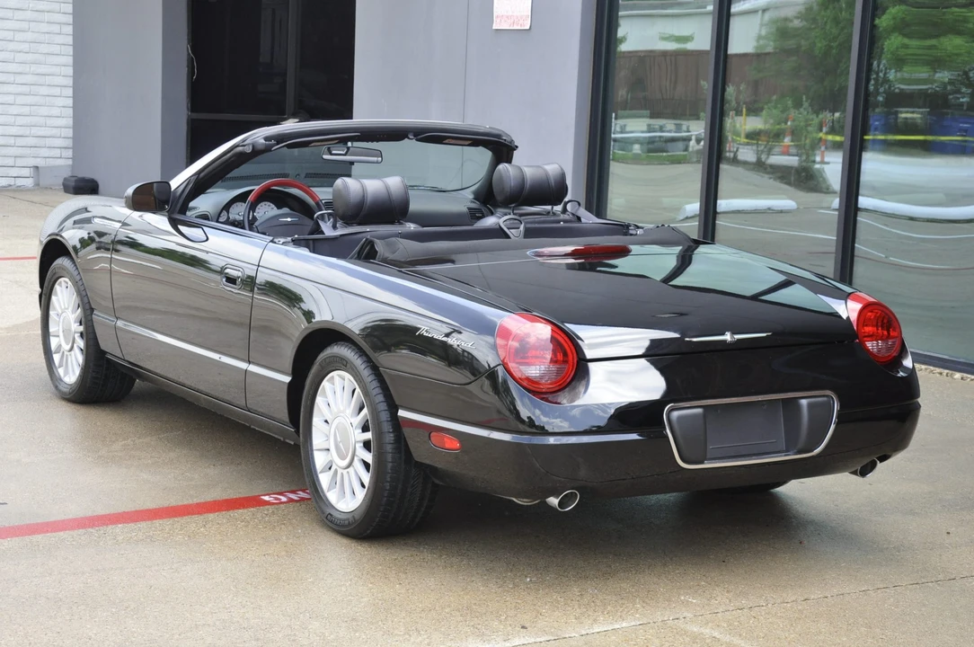 2005 Ford Thunderbird 11th Gen - Image 19 of 31