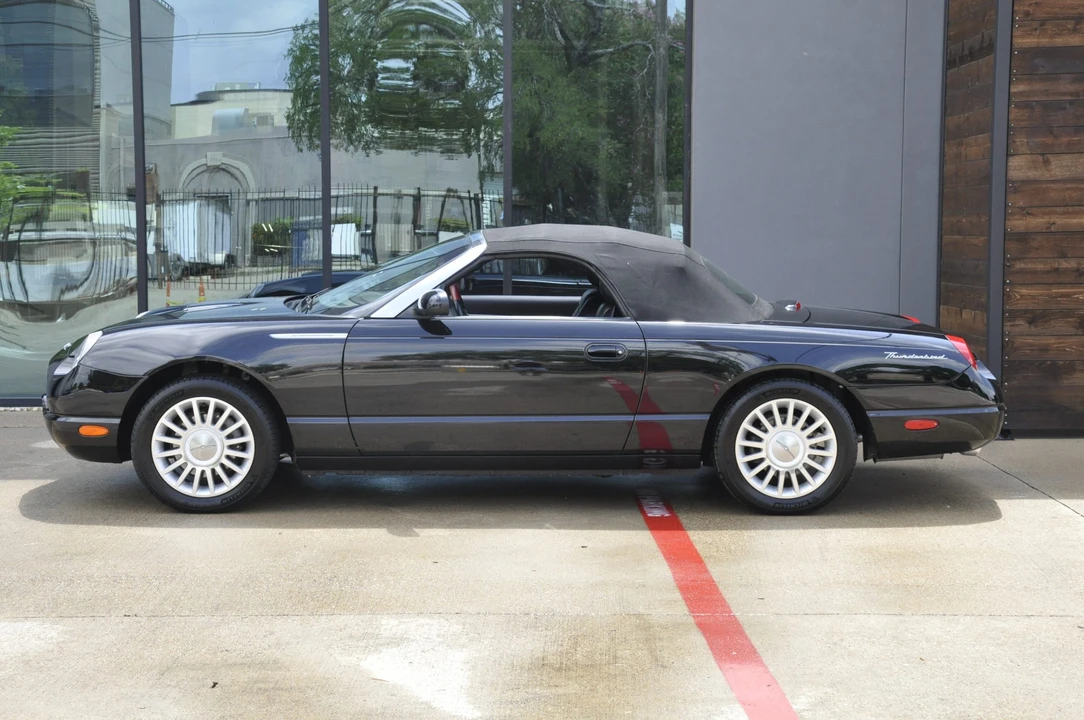 2005 Ford Thunderbird 11th Gen - Image 22 of 31
