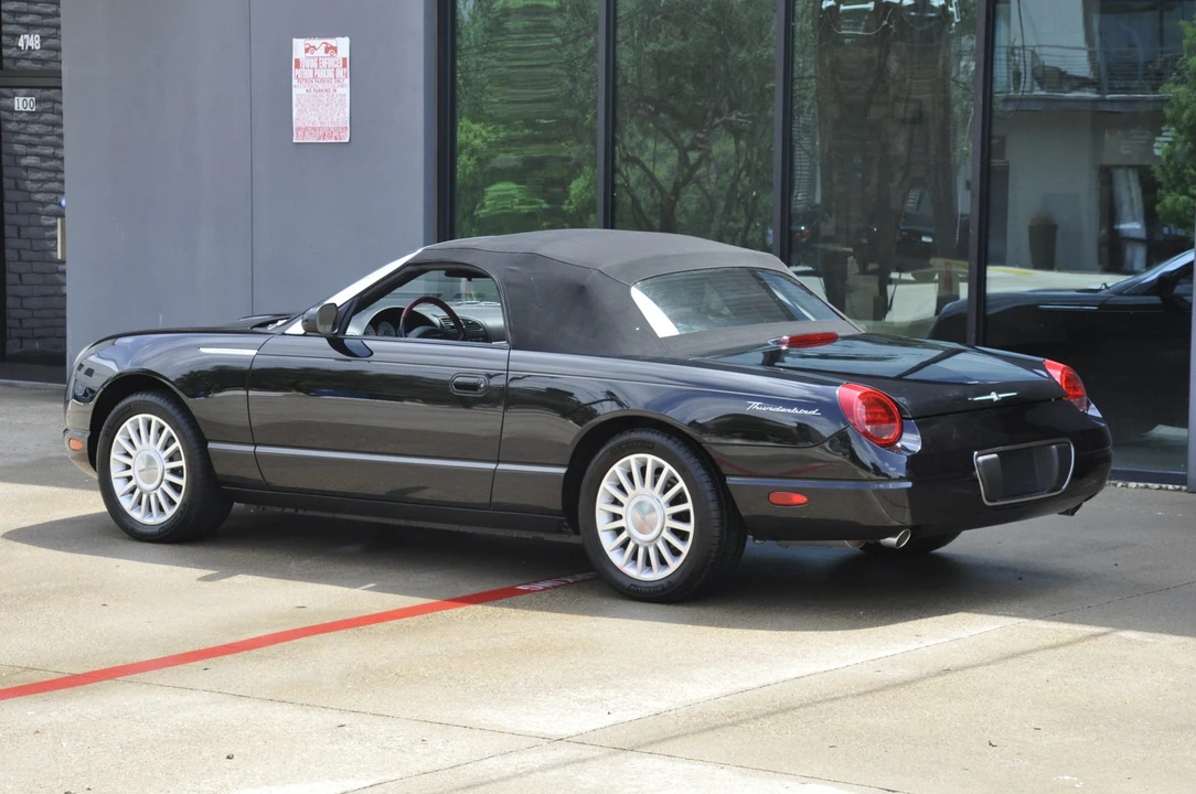 2005 Ford Thunderbird 11th Gen - Image 24 of 31