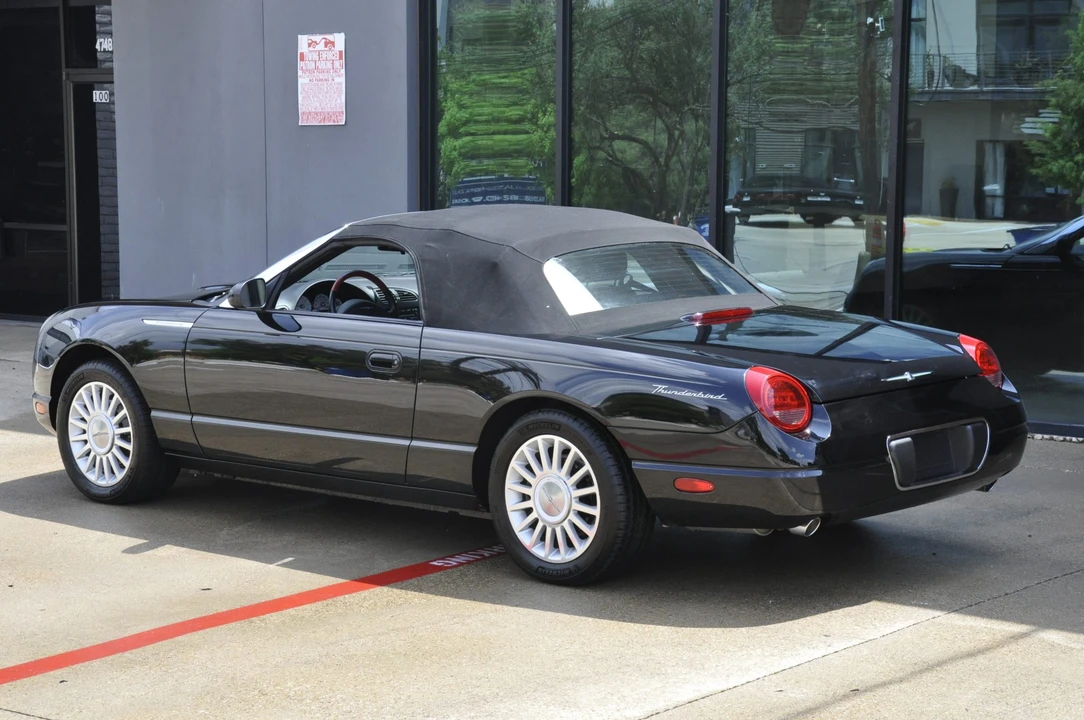 2005 Ford Thunderbird 11th Gen - Image 25 of 31
