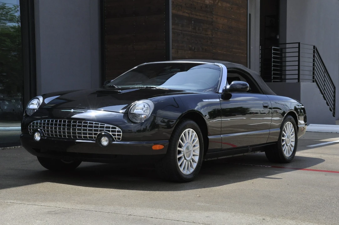 2005 Ford Thunderbird 11th Gen - Image 21 of 31