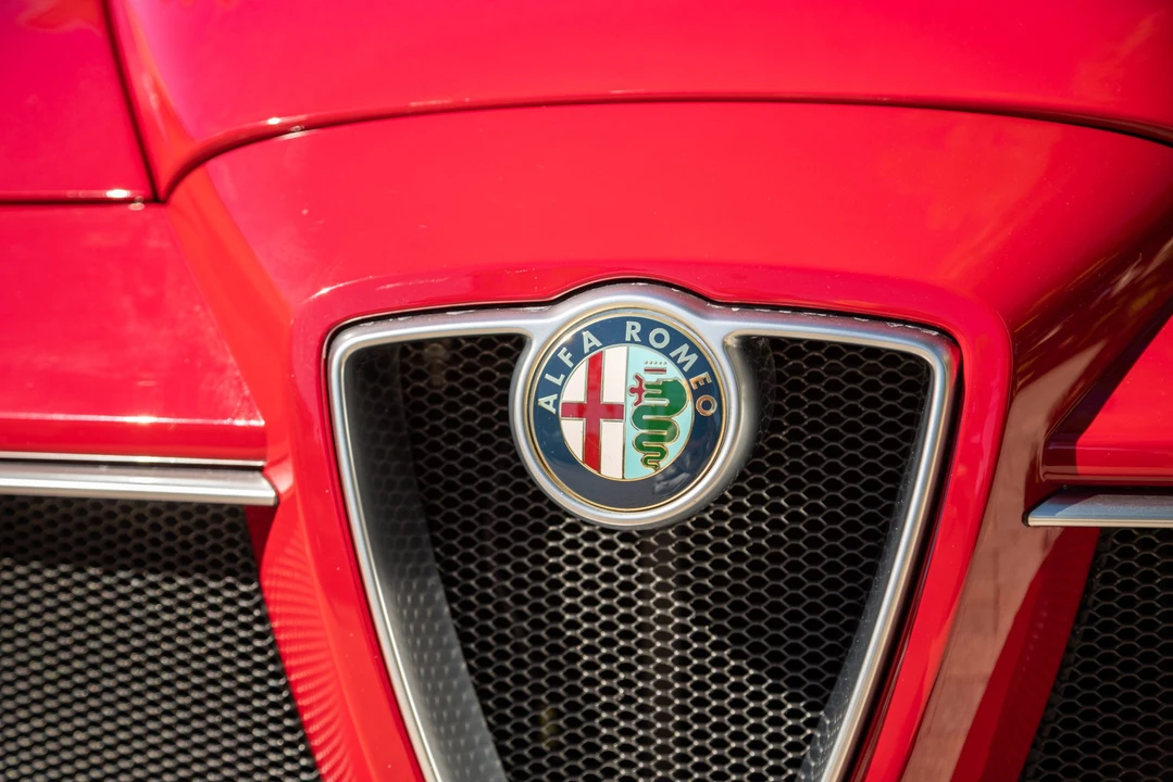 2009 Alfa Romeo 8C Competizione - Image 28 of 31