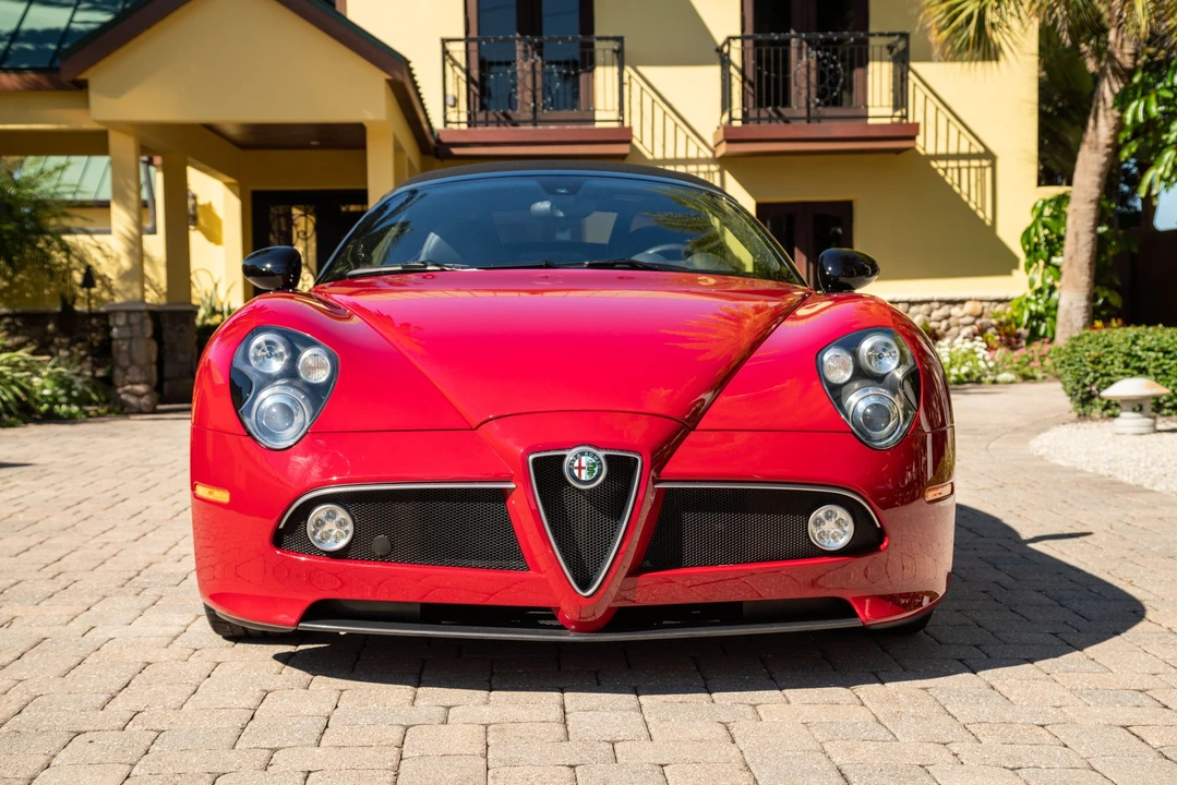 2009 Alfa Romeo 8C Competizione - Image 10 of 31