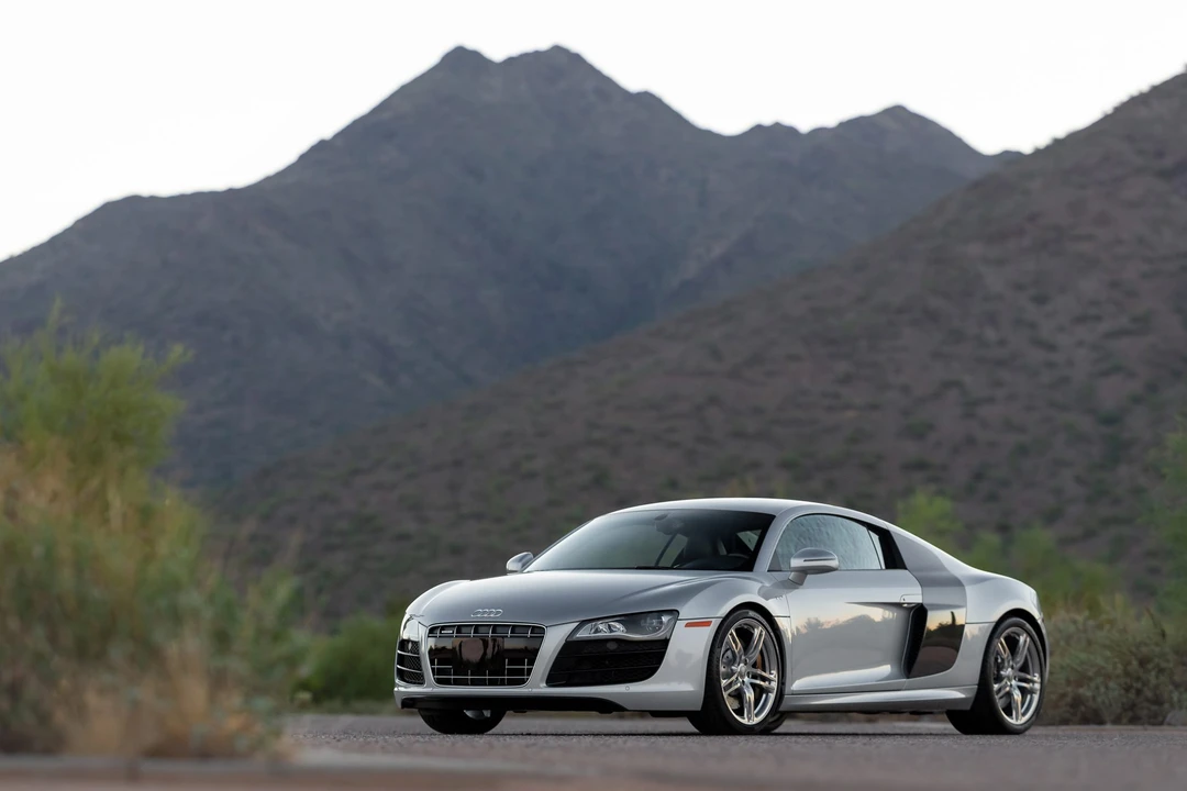 2010 Audi 42 R8 - Image 7 of 31