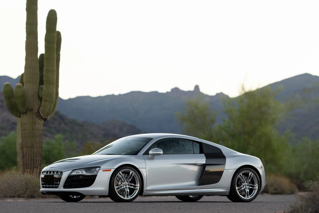 2010 Audi 42 R8 - Image 6 of 31