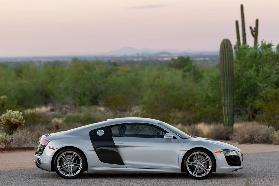 2010 Audi 42 R8 - Image 22 of 31