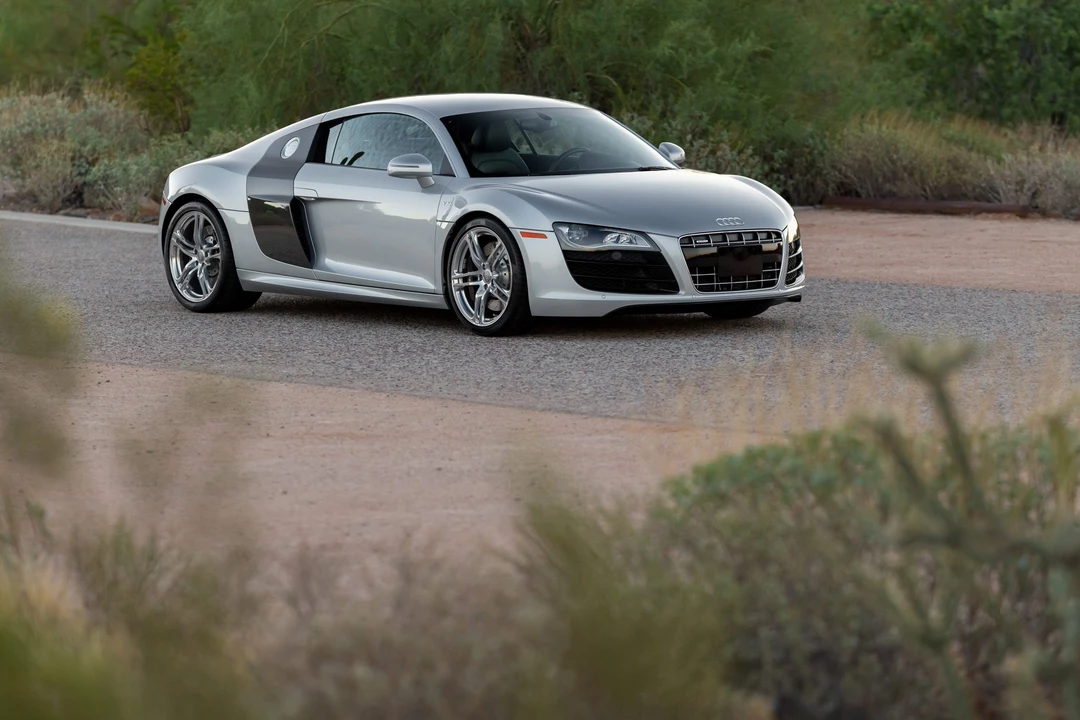 2010 Audi 42 R8 - Image 25 of 31
