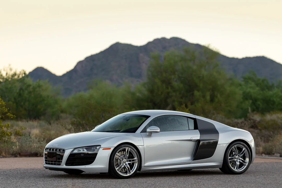 2010 Audi 42 R8 - Image 5 of 31