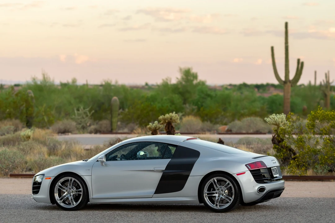 2010 Audi 42 R8 - Image 9 of 31
