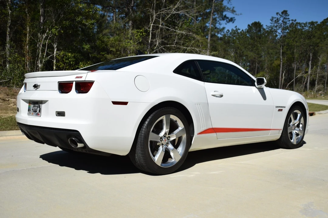 2010 Chevrolet Camaro SS 5th Gen - Image 2 of 9