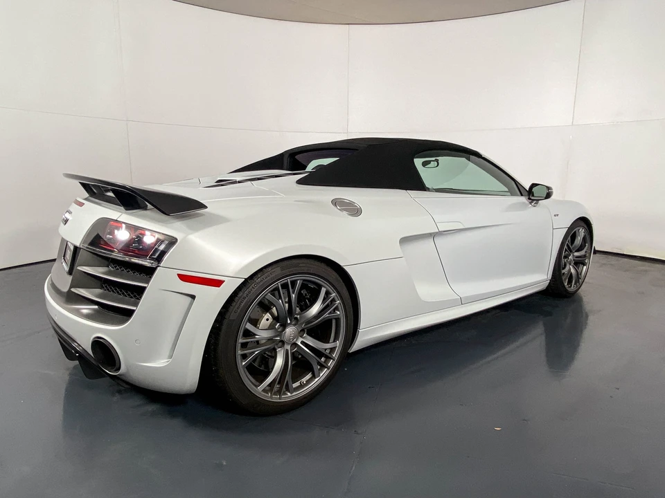 2012 Audi 42 R8 - Image 9 of 31