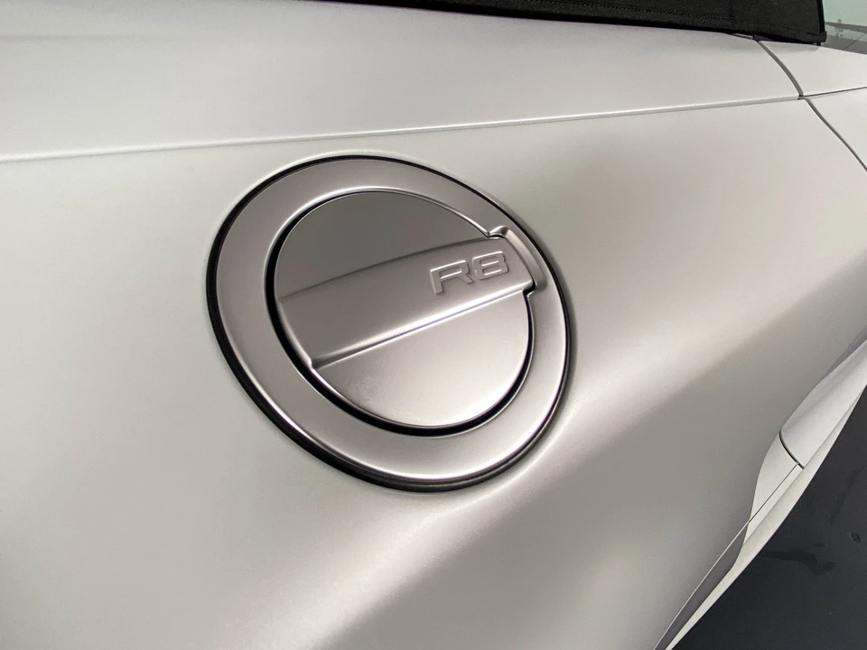 2012 Audi 42 R8 - Image 30 of 31