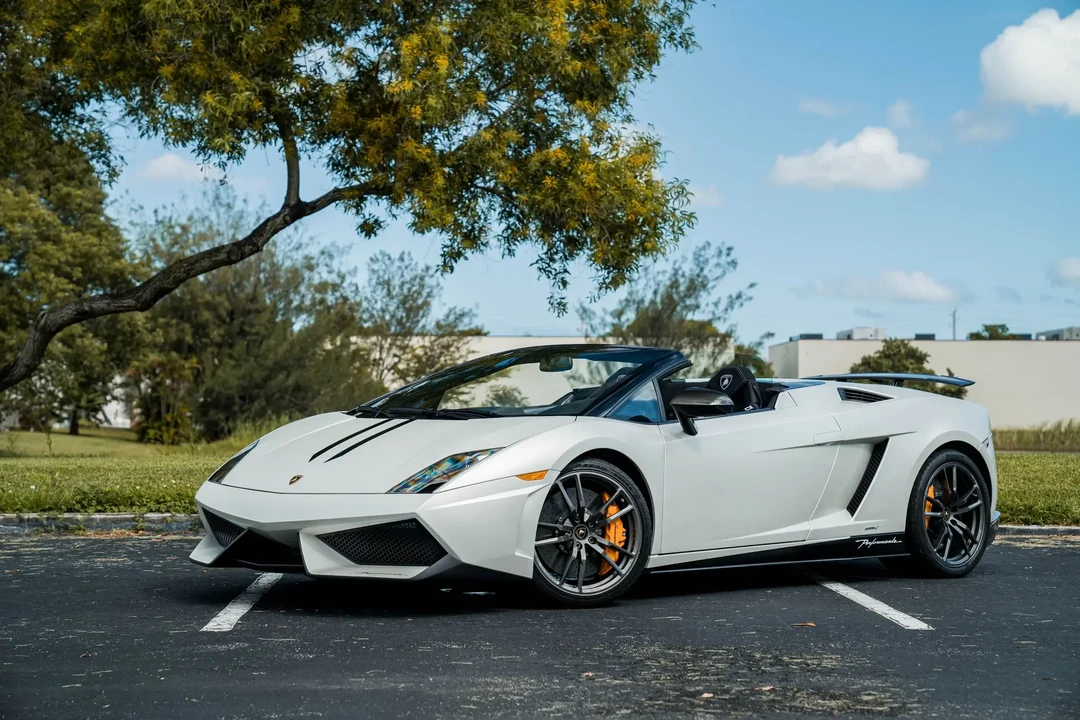 2012 Lamborghini Gallardo LP570-4 Spyder Performante - Image 6 of 6