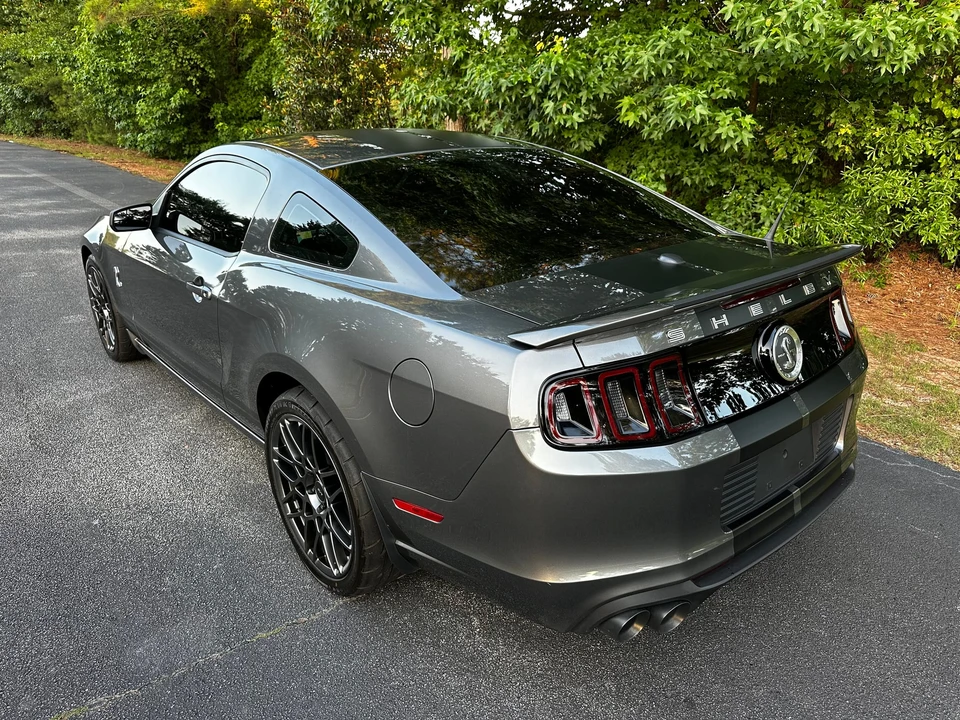 2013 Ford S197 II Shelby Mustang GT500 - Image 17 of 31