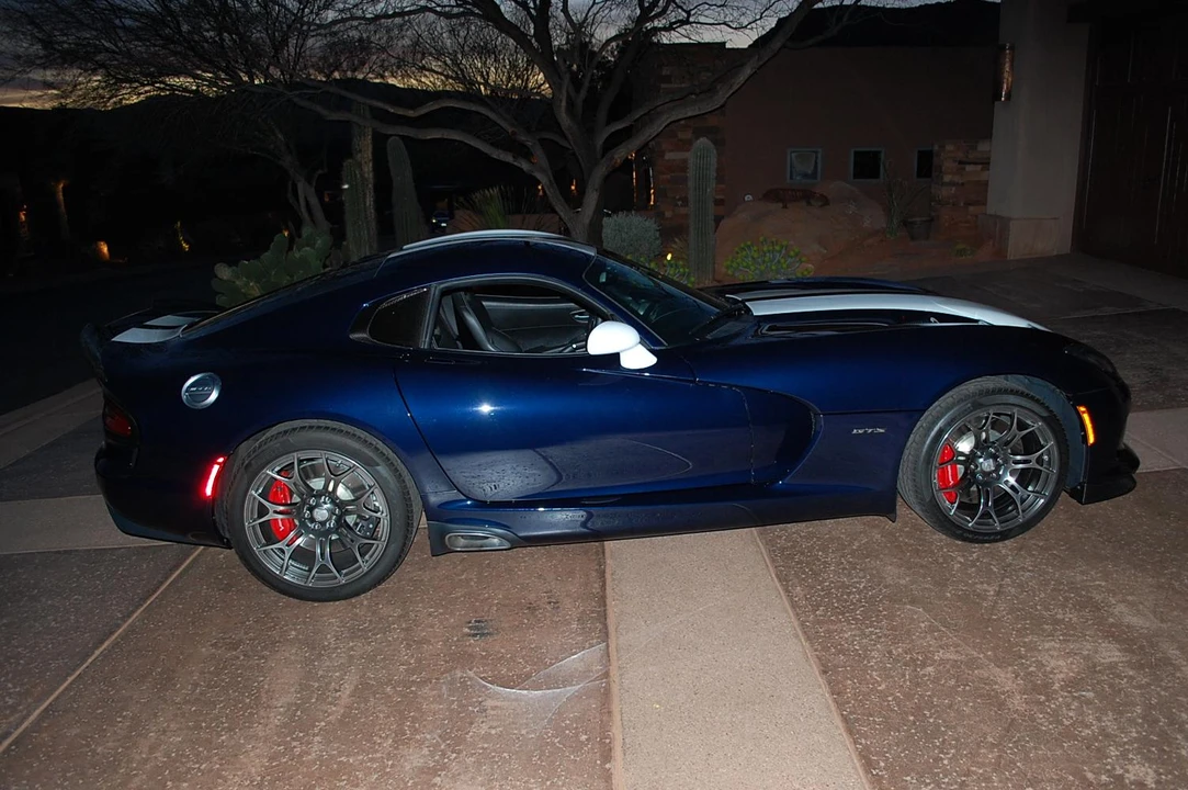 2014 Dodge Viper 5th Gen - Image 14 of 31