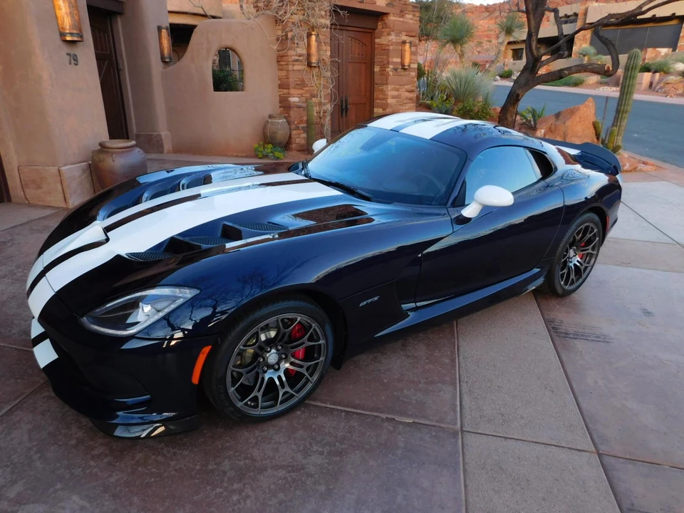 2014 Dodge Viper 5th Gen - Image 3 of 31