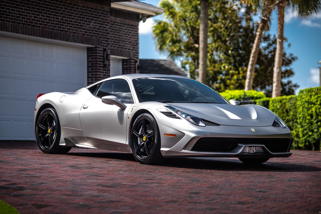 2015 Ferrari 458 Speciale - Image 2 of 31