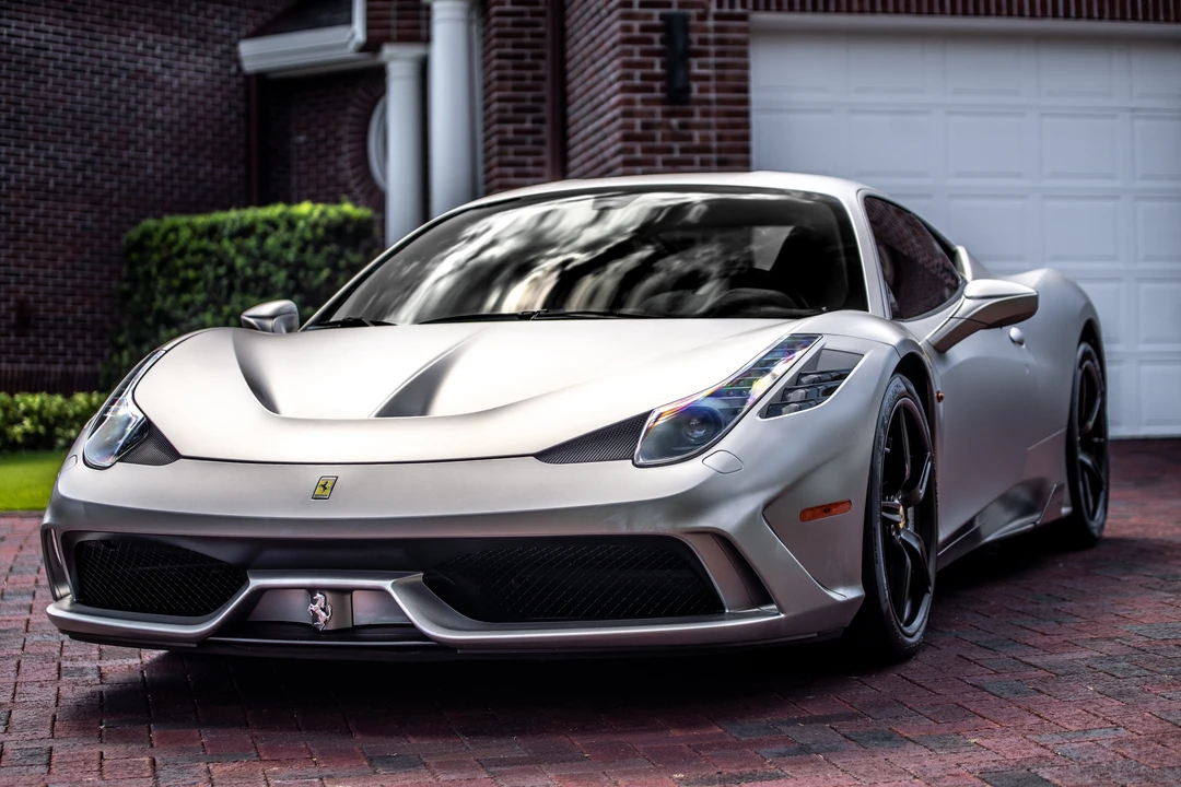 2015 Ferrari 458 Speciale - Image 15 of 31