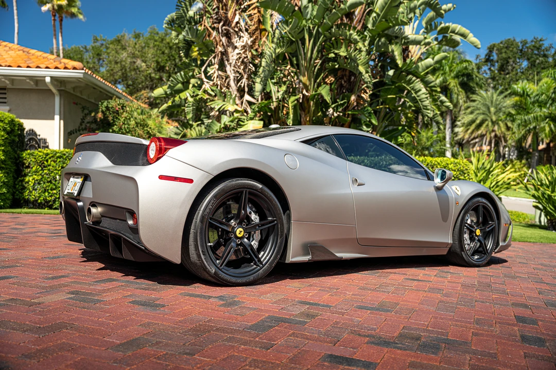 2015 Ferrari 458 Speciale - Image 27 of 31