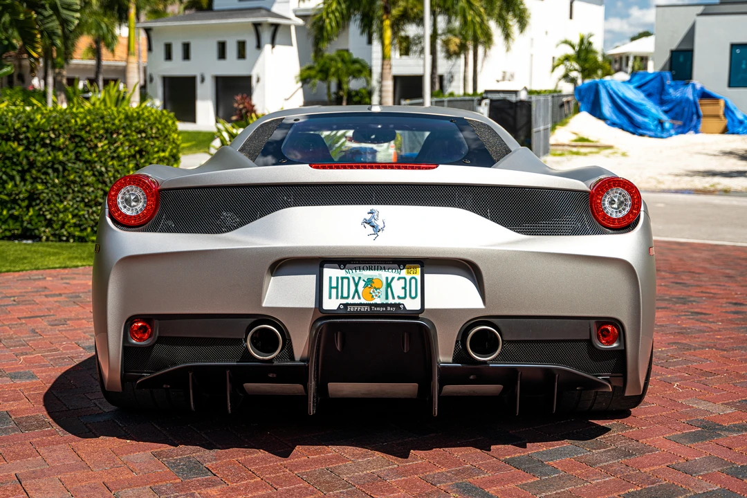 2015 Ferrari 458 Speciale - Image 23 of 31