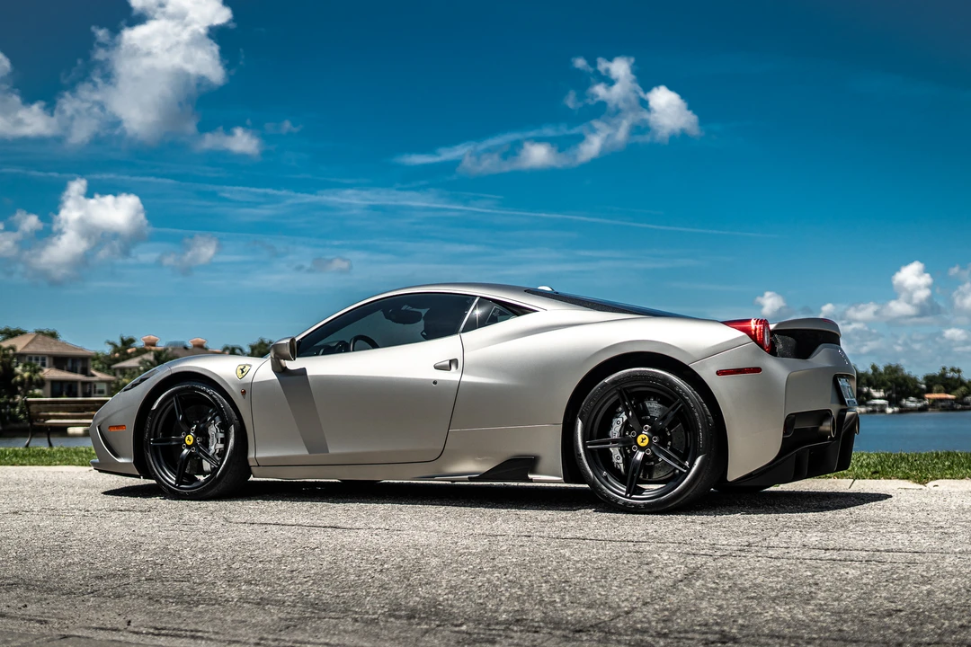 2015 Ferrari 458 Speciale - Image 29 of 31
