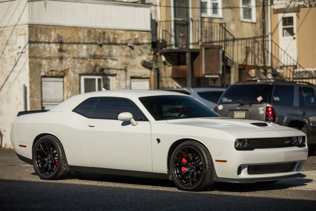 2016 Dodge Challenger SRT Hellcat 3rd Gen - Image 11 of 31