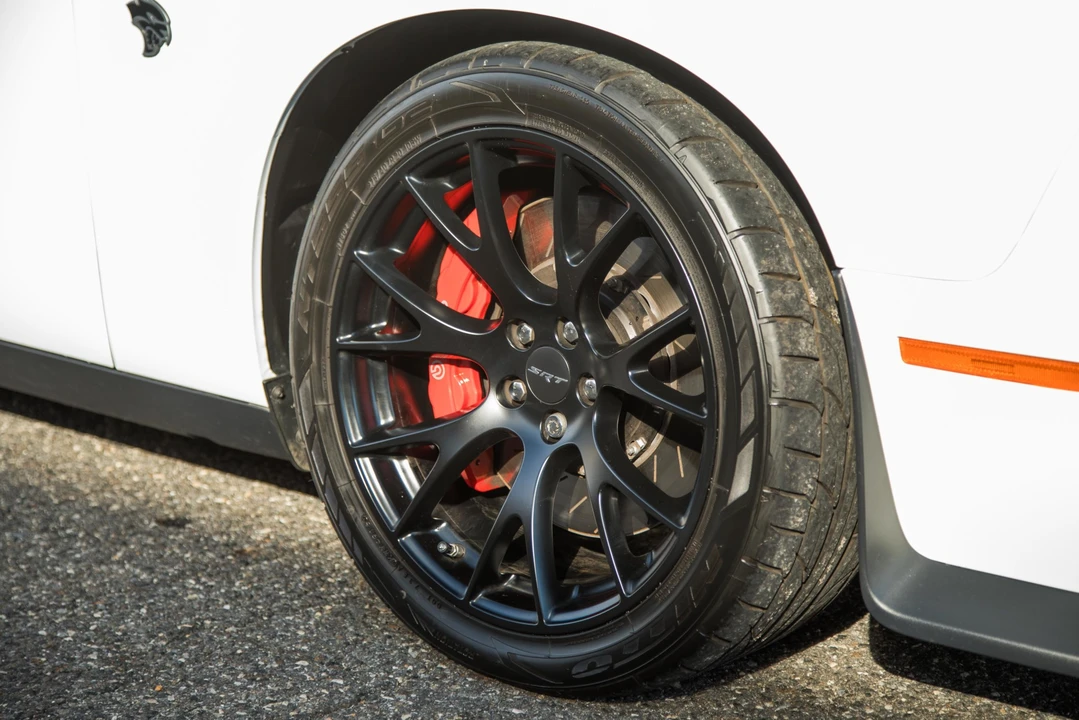 2016 Dodge Challenger SRT Hellcat 3rd Gen - Image 31 of 31