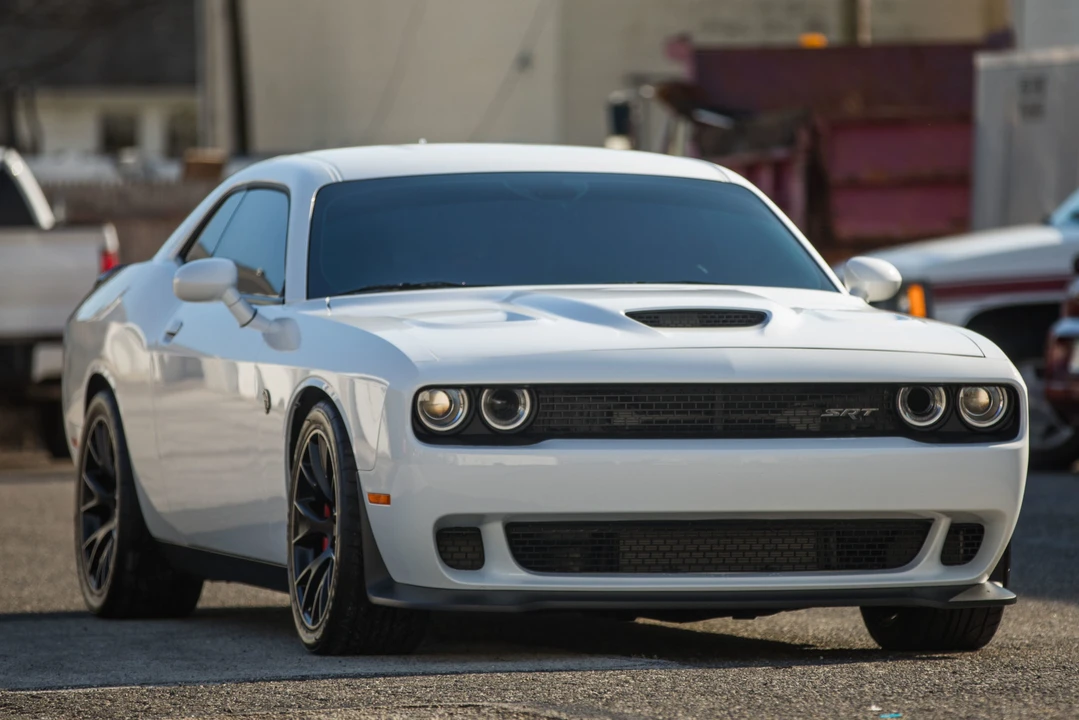 2016 Dodge Challenger SRT Hellcat 3rd Gen - Image 8 of 31