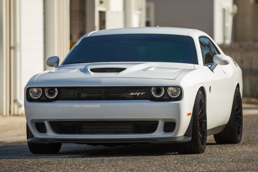 2016 Dodge Challenger SRT Hellcat 3rd Gen - Image 5 of 31