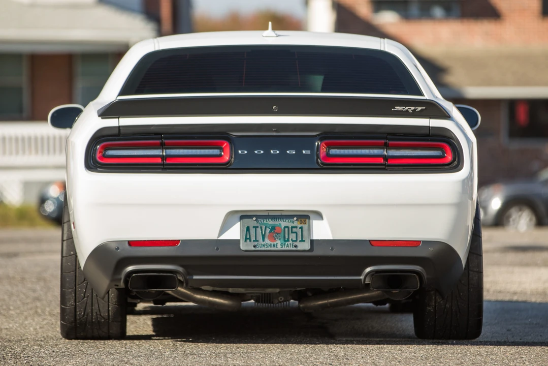 2016 Dodge Challenger SRT Hellcat 3rd Gen - Image 16 of 31