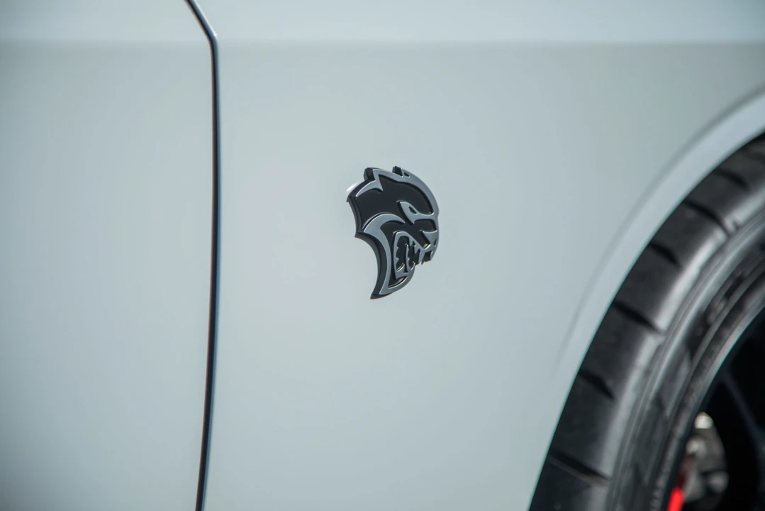 2016 Dodge Challenger SRT Hellcat 3rd Gen - Image 28 of 31
