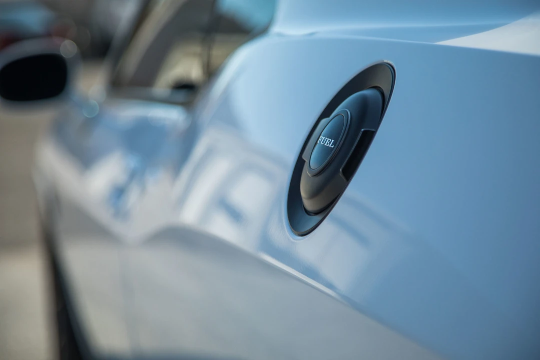 2016 Dodge Challenger SRT Hellcat 3rd Gen - Image 25 of 31