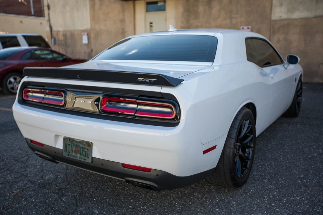 2016 Dodge Challenger SRT Hellcat 3rd Gen - Image 13 of 31
