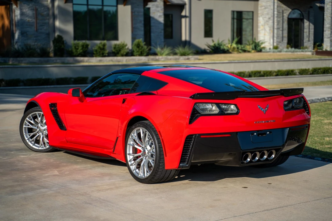 2017 Chevrolet Corvette C7 Z06 - Image 2 of 8